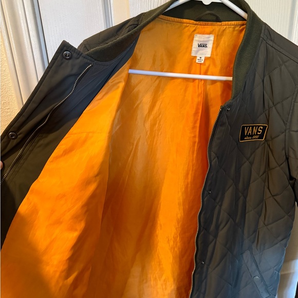 Women’s Vans Olive Green Quilted Jacket Md - Picture 6 of 8